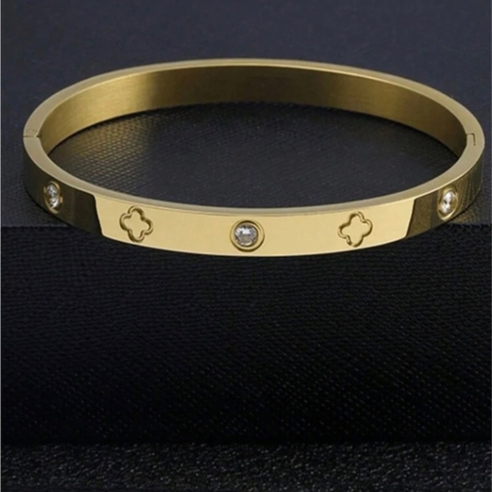 Gold Plated Stainless Steel Clover Bracelet